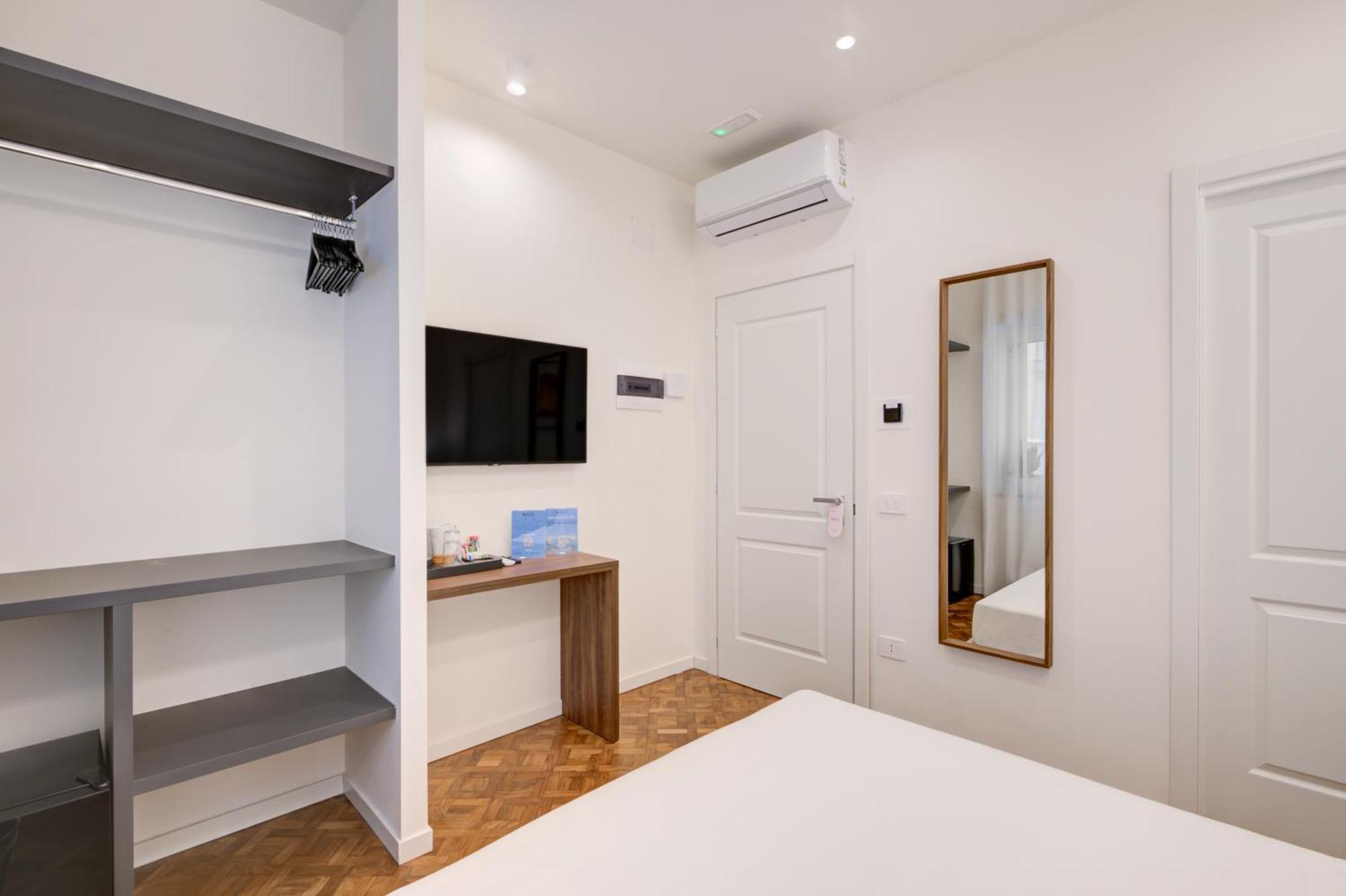 Well Suites - Piazza Dei Martiri Nápoly Kültér fotó