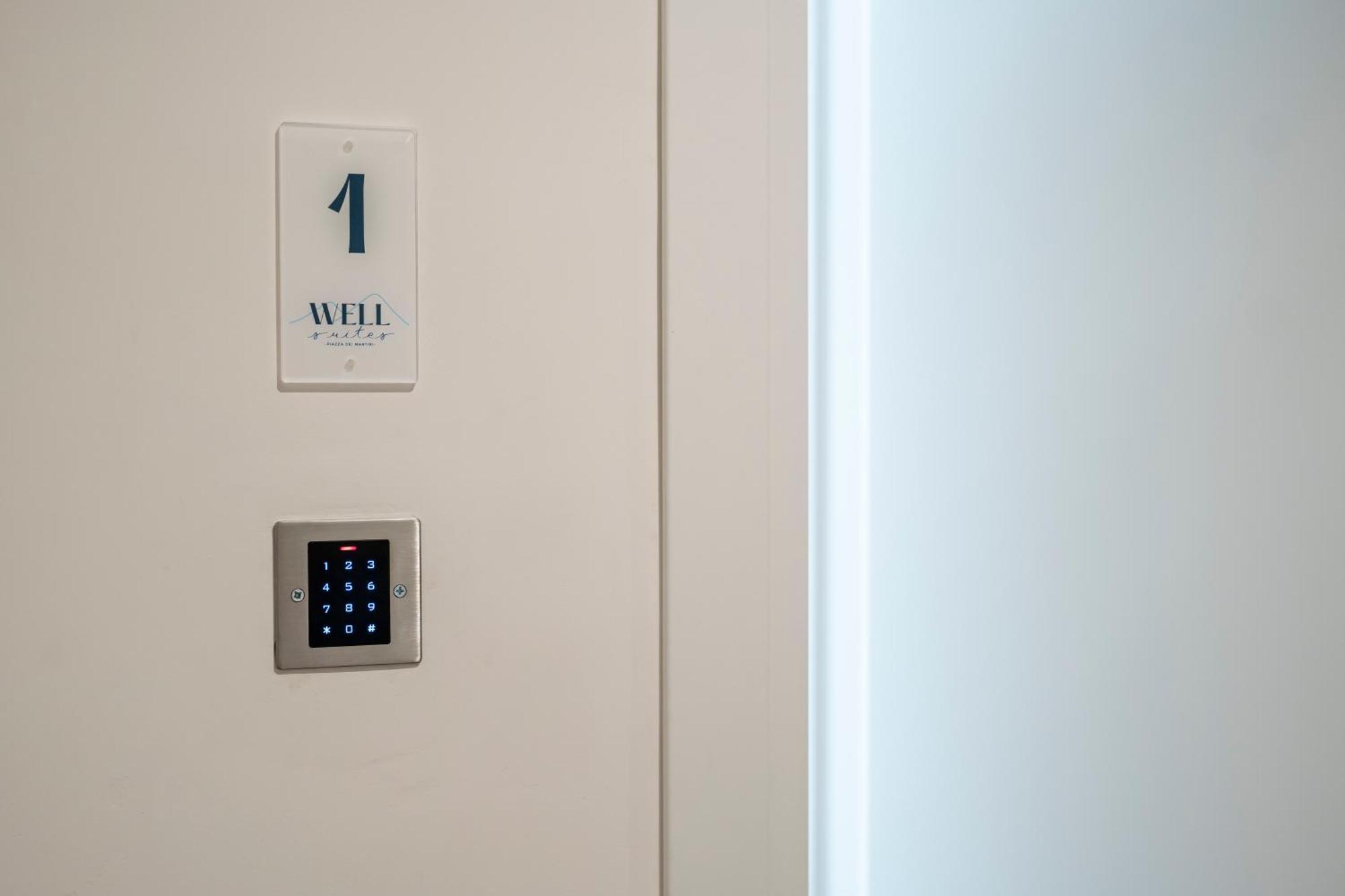 Well Suites - Piazza Dei Martiri Nápoly Kültér fotó